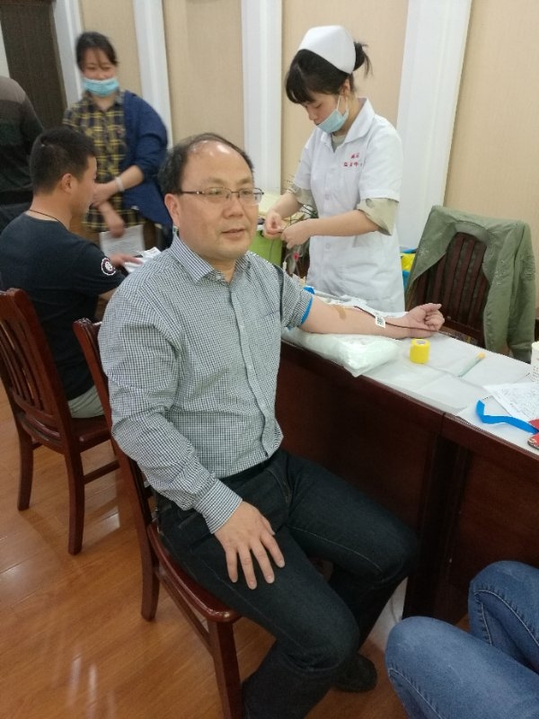 為(wèi)無償獻血者點贊